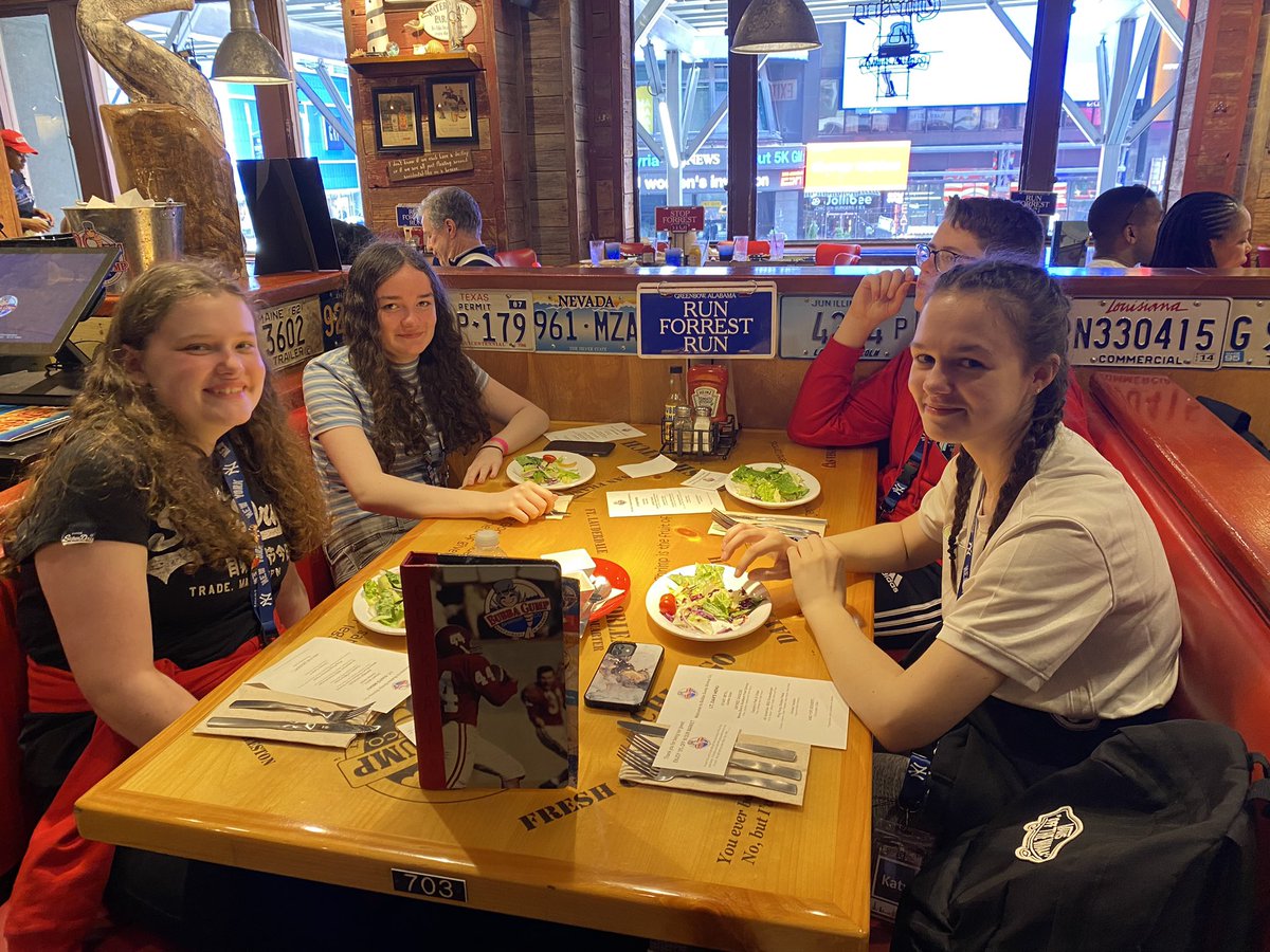 CroftonAcademy's tweet photo. The last supper at @BubbaGumpCo. What a fantastic group of students. Smiles, laughter and fun from start to finish. #wearecrofton #almosthometime #tripofdreams πΊπΈ https://t.co/MChDOOgAo5
