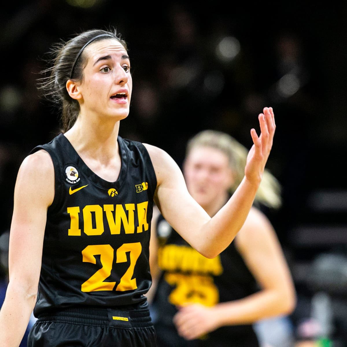 LegionHoops's tweet photo. Caitlin Clark:

“Men have always had trash talk… You should be able to play with that emotion… That's how every girl should continue to play.”

(via @OTLonESPN) https://t.co/3ntBTcagBf