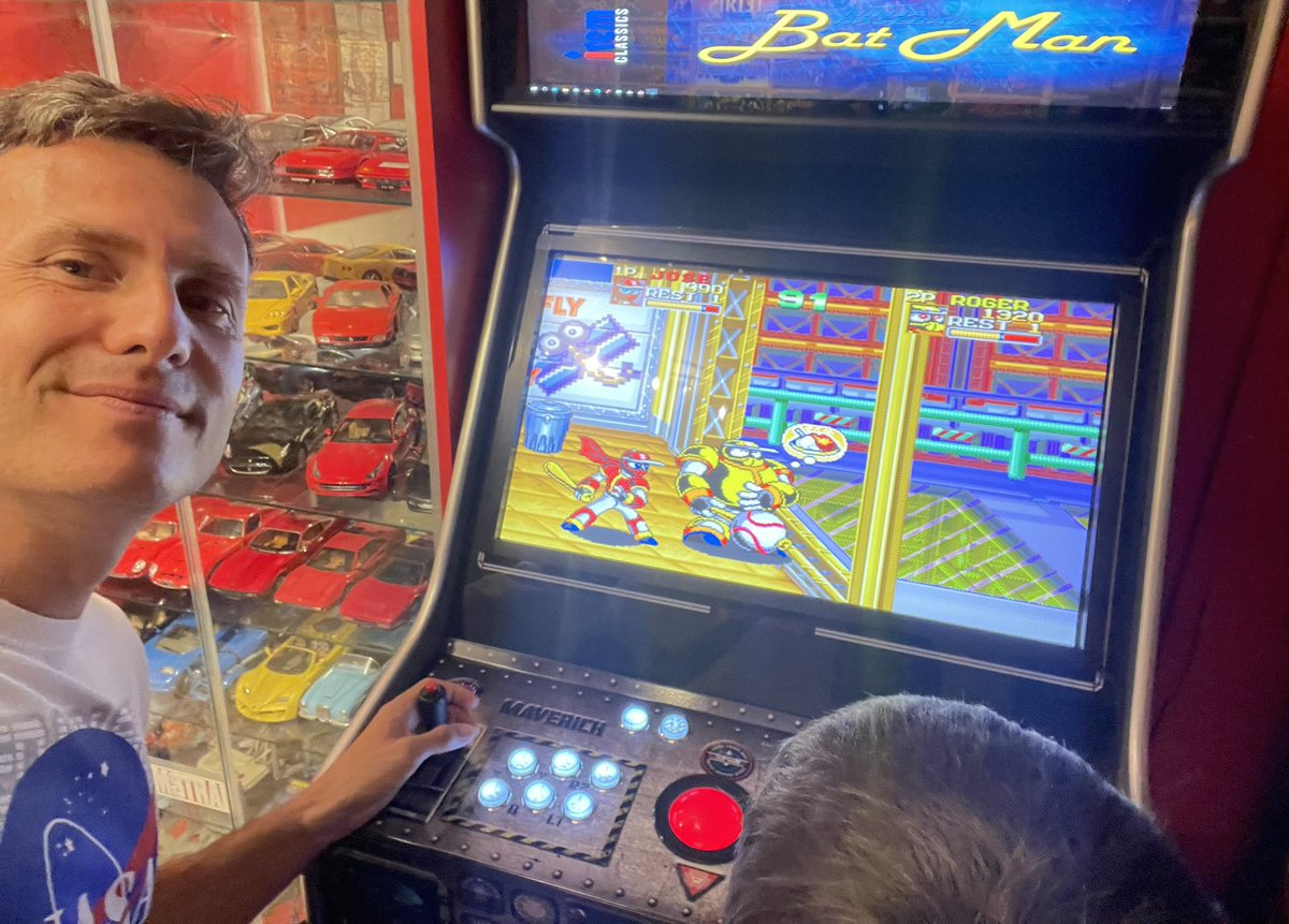 Jugando con mi enano a los juegos que <a href="/SirArturo3/">Sir Arturo</a> muestra en su magnífico perfil…gracias por redescubrir estas joyas!