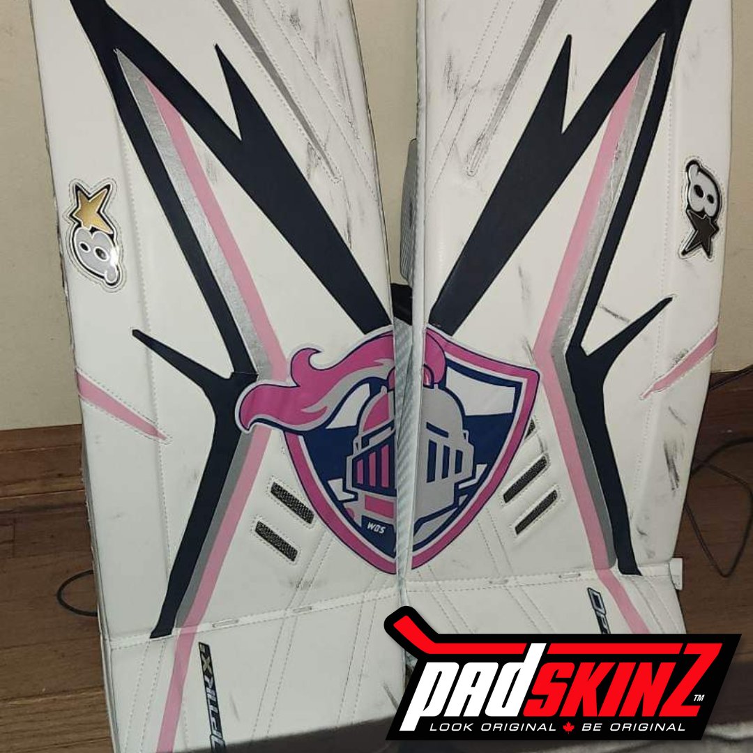 Some pink, silver and navy #PadSkinz with a split pad logo are ready to see some pucks
#hockey #goalie #hockeygear