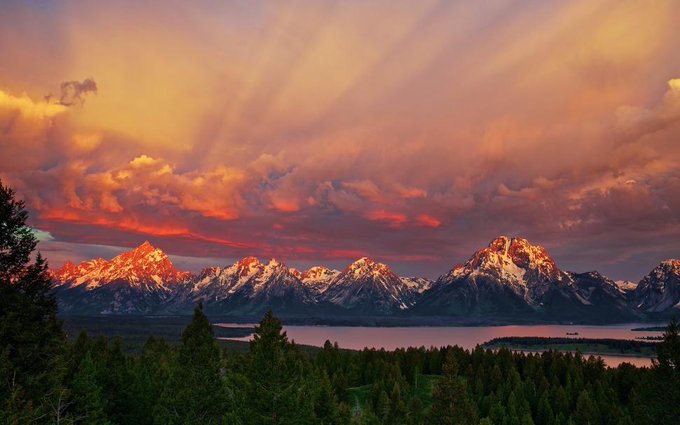 AmericanIndian8's tweet photo. Morning
Grand Teton National Park,Wyoming
#INDIGENOUS #TAIRP https://t.co/6N9Uq2HY3g
