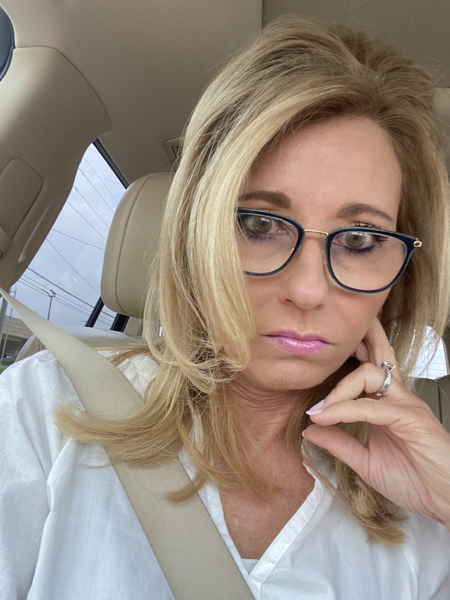 Beth Moore tweet media