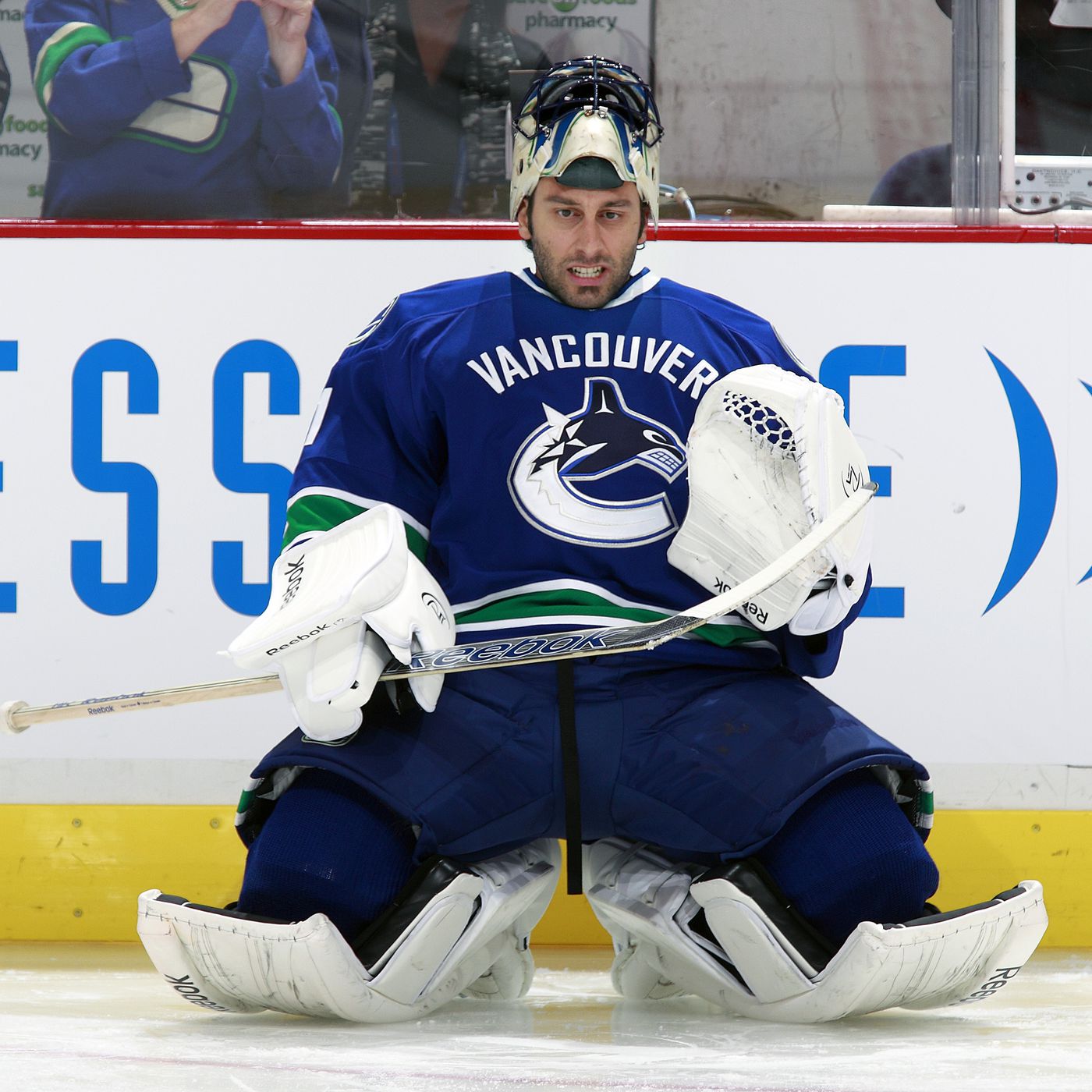 Happy Birthday Roberto Luongo!  