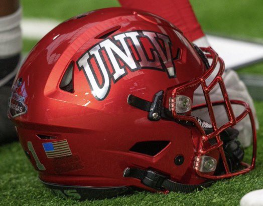samuelu_t44's tweet photo. I will be visiting @unlvfootball this Friday. See you soon Rebels! 
#BEaREBEL 
@GregBiggins @Coach_Odom @BarstowFTBL @Coach_Clay7 @Apineru_Lealofi @Timothy_craig22 https://t.co/0zE17WB3xy