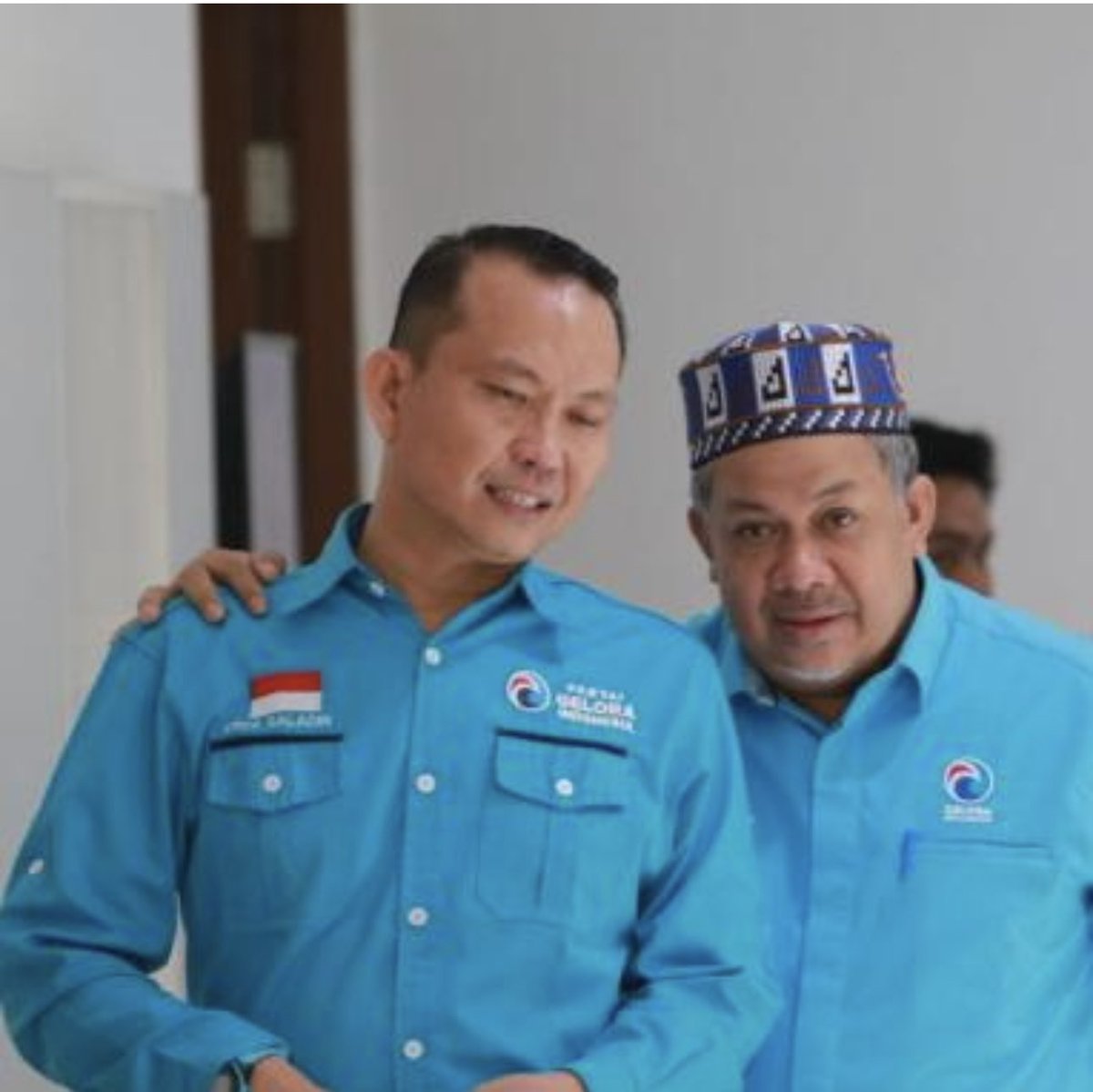 Fahrihamzah tweet picture
