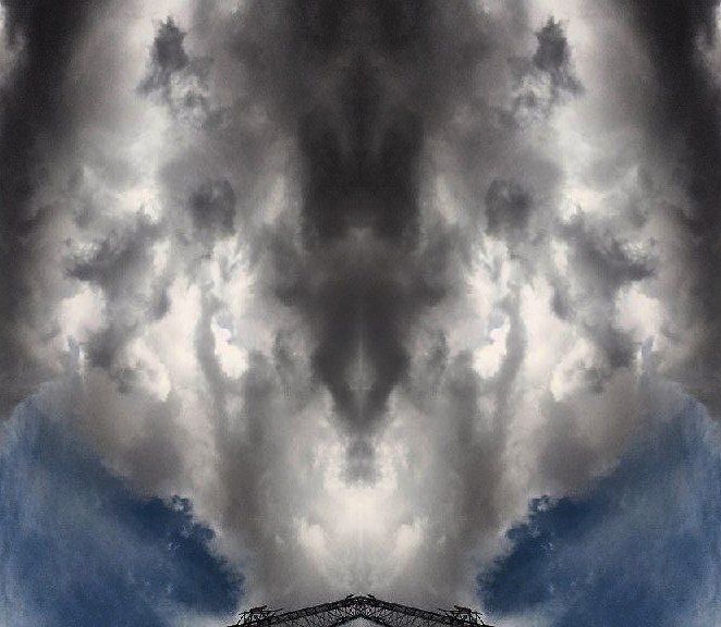 dab_brad's tweet photo. Grand Rising Beautiful Souls! More epic shots of these beings in our skies!  When you see them, feel them and experience there presence, it's like witnessing something angelic. #aliens #aliensighting #uap #5d #skywatch #galacticfederation #angelicbeings https://t.co/YWOSEGCHQd https://t.co/wAfcHpKt3P