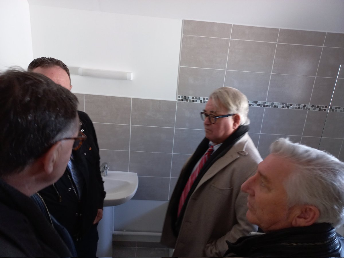 maisonsetcites's tweet image. Inauguration d'un programme de 6 logements cet après-midi à Aix-Noulette. Autant de familles qui pourront prendre possession des lieux à compter de la semaine prochaine @Prefet62 @AggloLensLievin @BanqueDesTerr