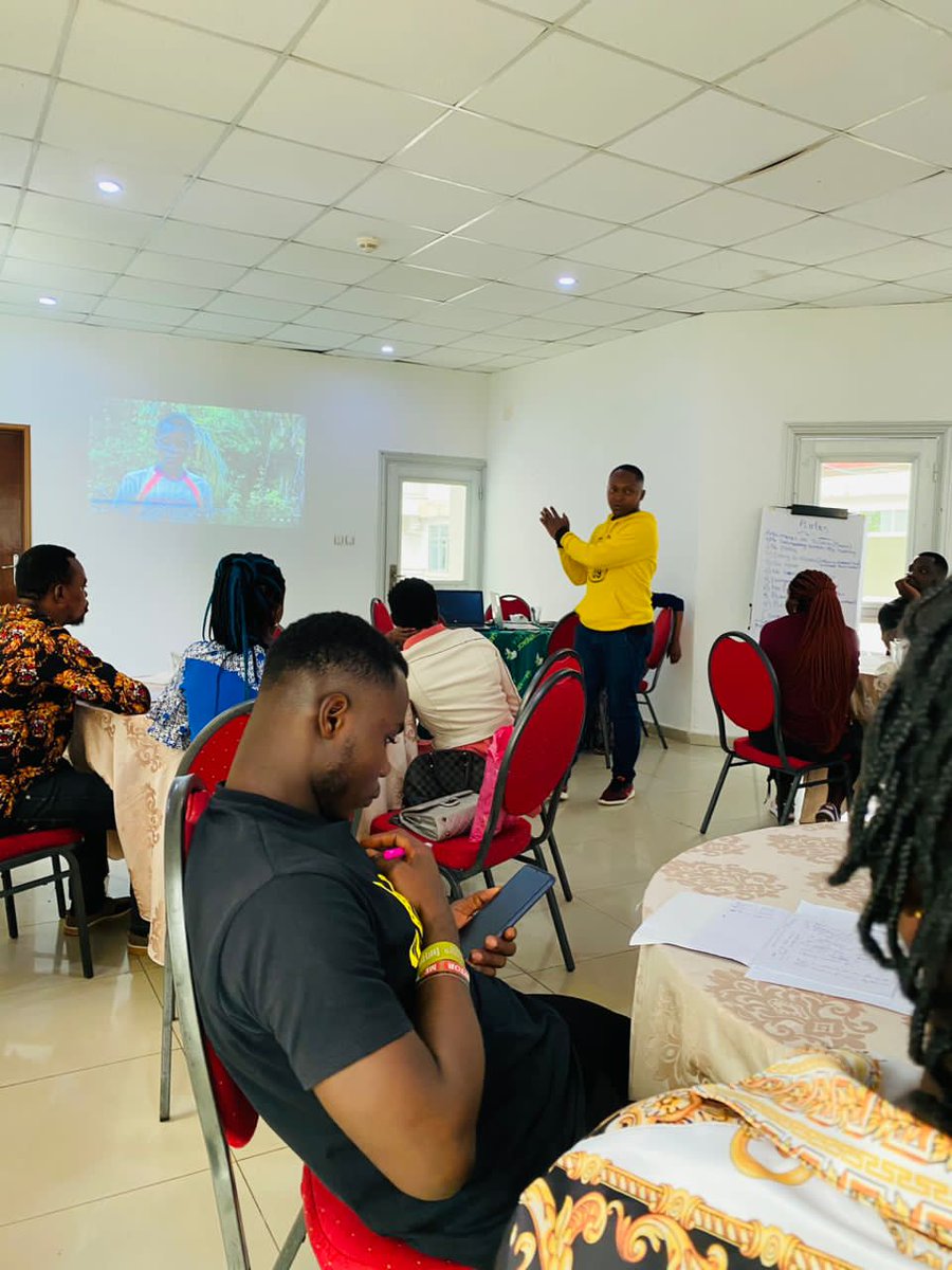 HermannFondjo's tweet photo. It was a pleasure to represent the digital team of Greenpeace Cameroon Volunteers during the re-launch tour in the cities of Buea and Douala.

@Greenpeaceafric @Greenpeacecmr @ngumabi @AshuAndoh https://t.co/OPLqhMrLaG