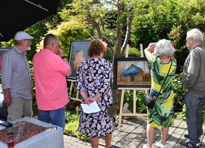 Op 14 mei is de kunstroute in de Kersenboogerd. Na het succes van vorig jaar, kunnen inwoners van de Kersenboogerd opnieuw hun deuren openzetten. Ben jij kunstenaar of hobby kunstenaar en wil jij je kunst laten zien? Schrijf je dan voor 10 april in via vooreenmooiestad.nl/.../kunstroute…
