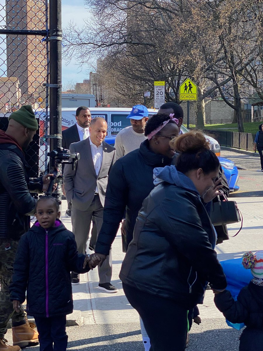 District23Rising tweet media