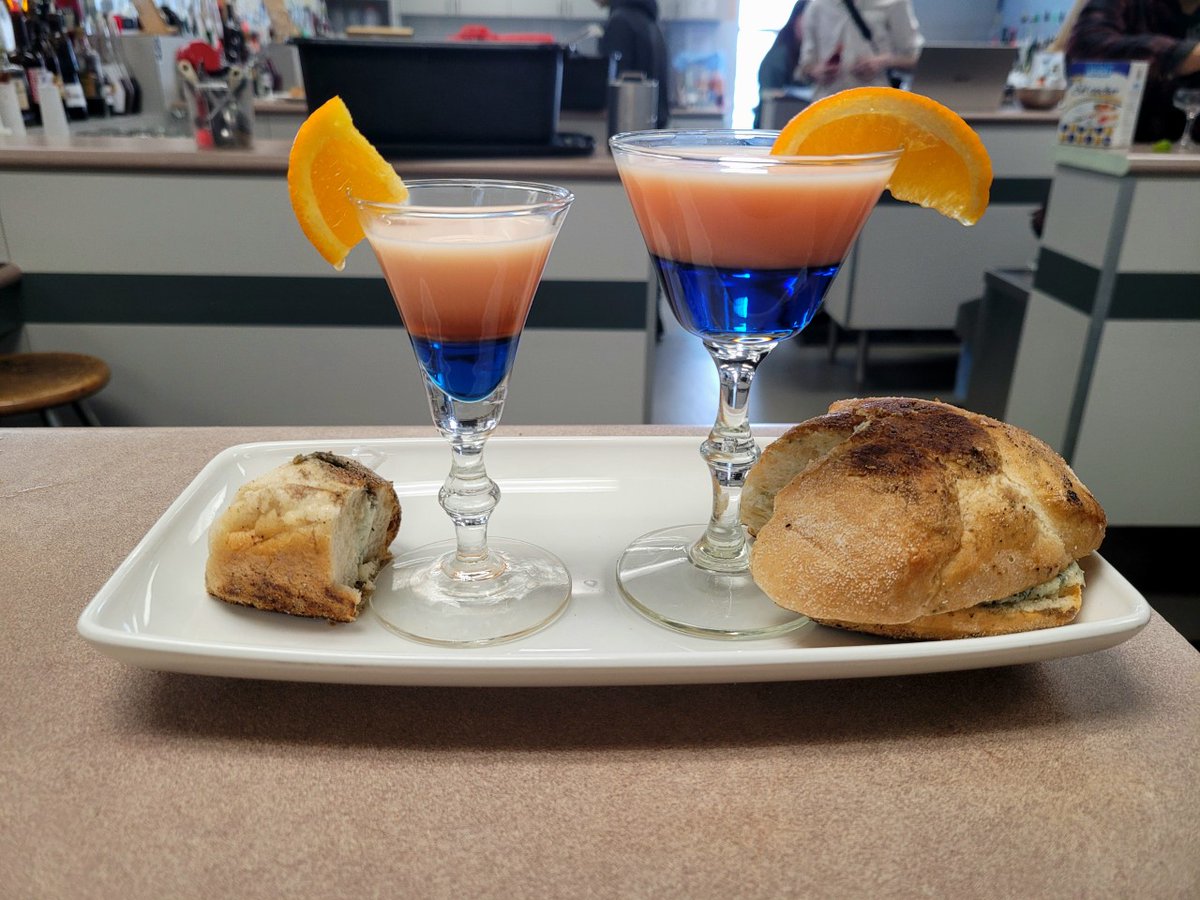 BestBarMix's tweet photo. Signature Cocktail &amp; Grilled Cheese Challenge! 
Grilled Cheese: Blue Cheese
Cocktail Name: Moody Blues
#HOS2080 @ACBartending1 #AlgonquinCollege
#hospitalityindustry #FridayVibes #minime https://t.co/ec8DmeJ2V2