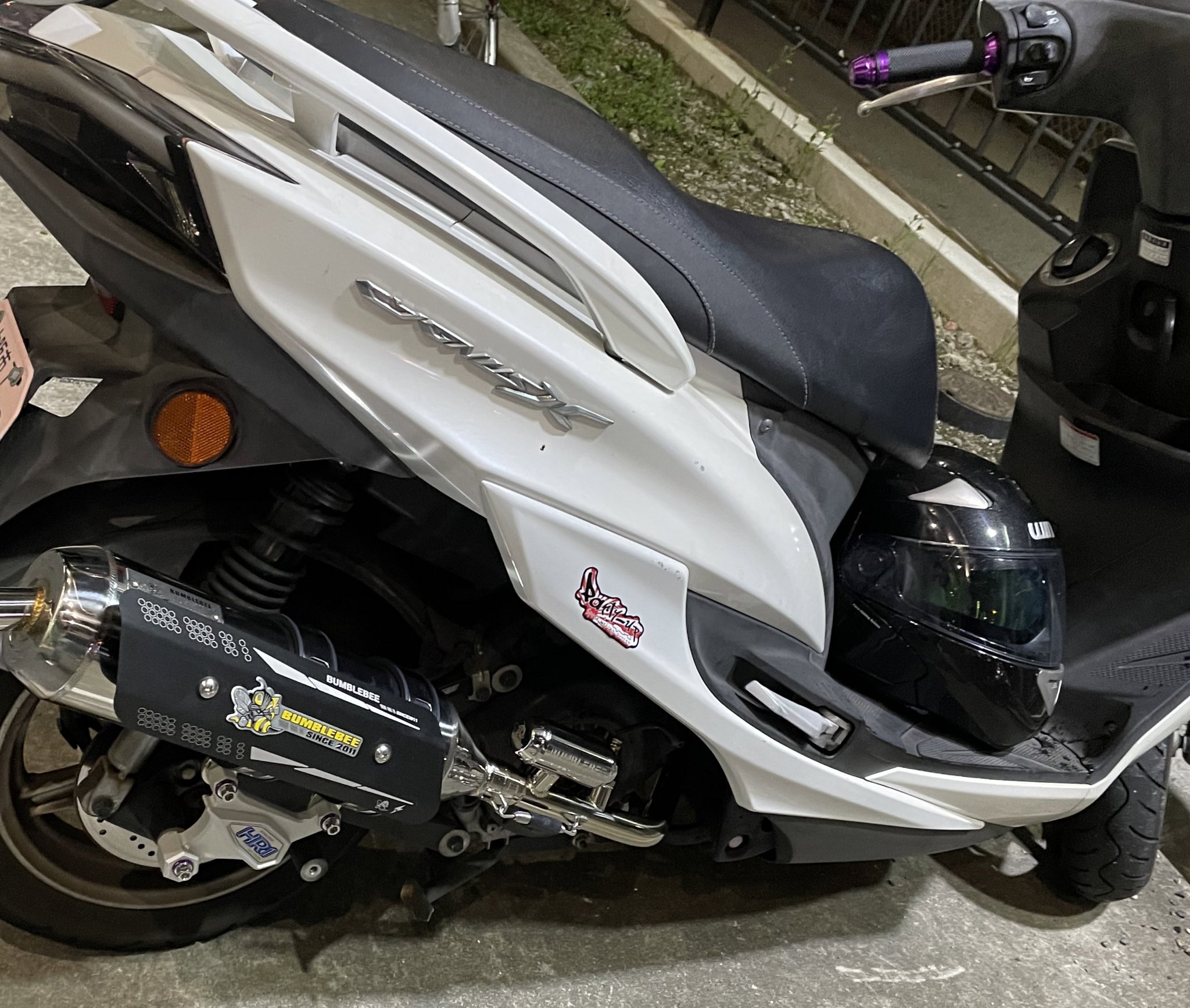 シグナスX バンブルビー HR1 Bumblebee マフラー隔壁