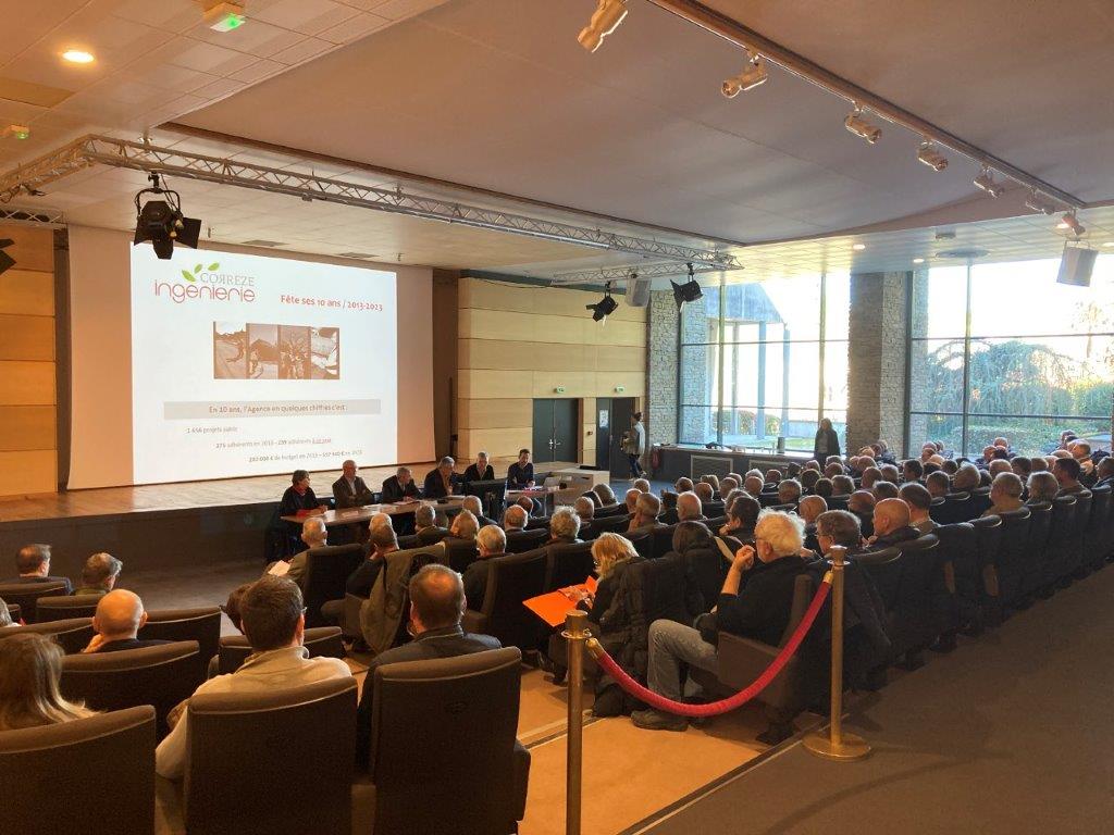 Bon anniversaire Corrèze Ingénierie!
En 10 ans, 1600 projets accompagnés dans les domaines de la voirie, des espaces publics, des bâtiments, de la rénovation énergétique, du numérique…
Le département:1er partenaire et financeur des communes en Corrèze!
ℹ bit.ly/Correze-Ingeni…