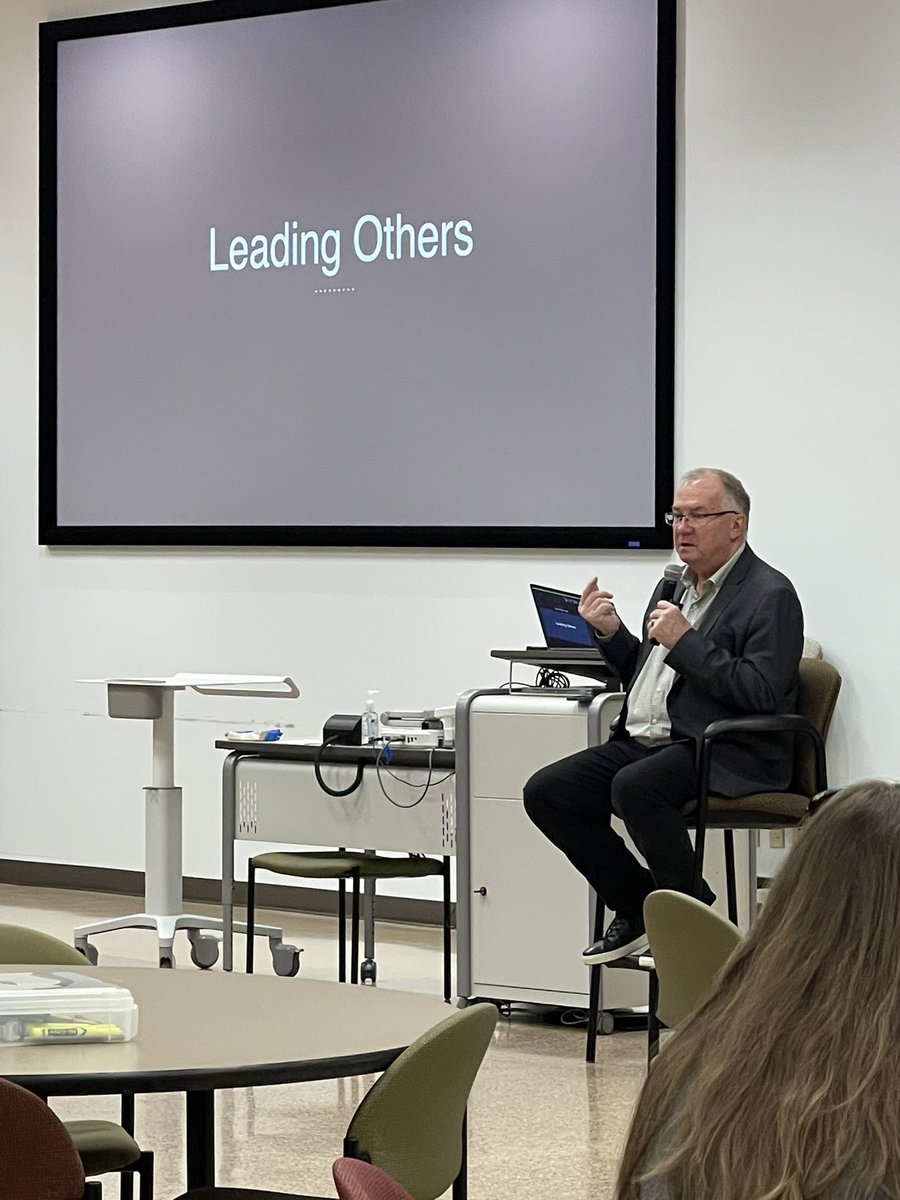 Excited about my learning today! Better Leaders by <a href="/jimknight99/">Jim Knight 🇺🇦</a> himself! ❤️