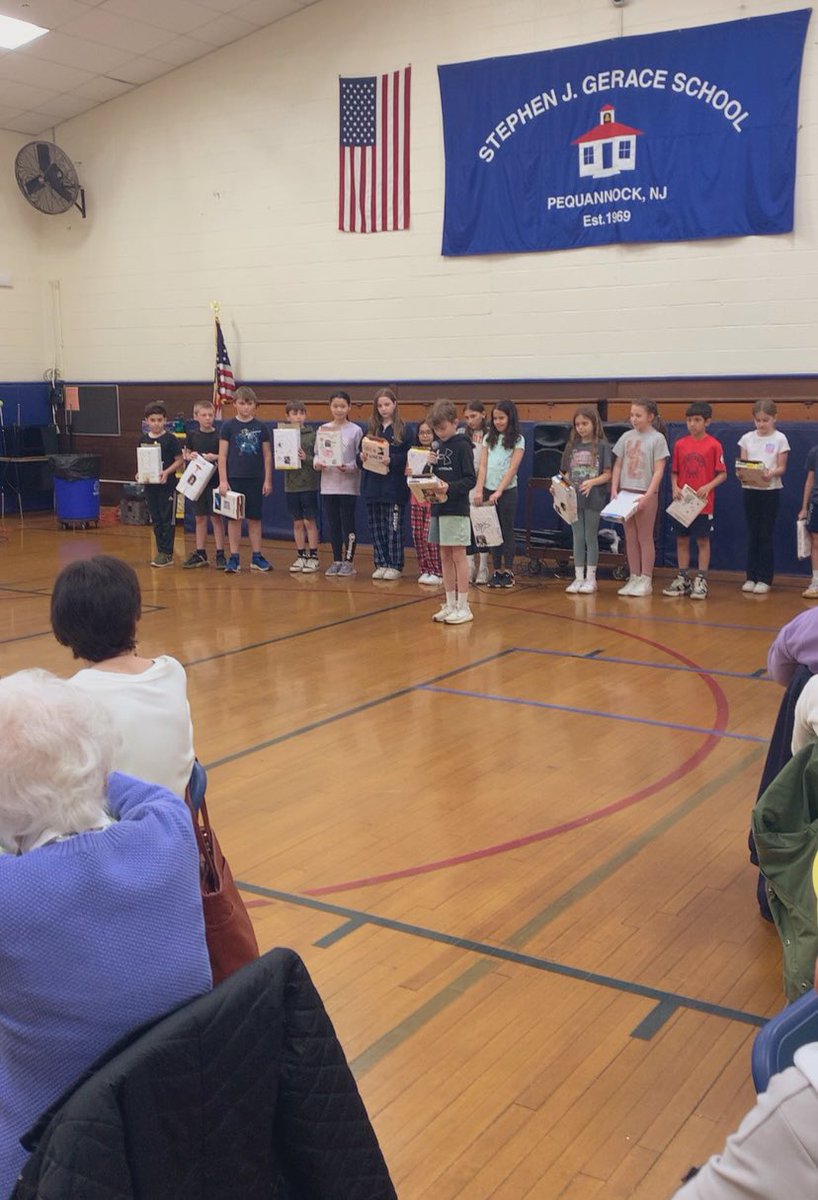 ELLPeqPanthers's tweet photo. Today, @SJGPride hosted a special and heart warming Senior Tea. Our students showcased their knowledge and talents with our guests! Pictured:@JMRentas’s 4th grade class sharing their Women’s History cereal box projects @MrJBermudez #pantherpride https://t.co/GDaLHaxpMI