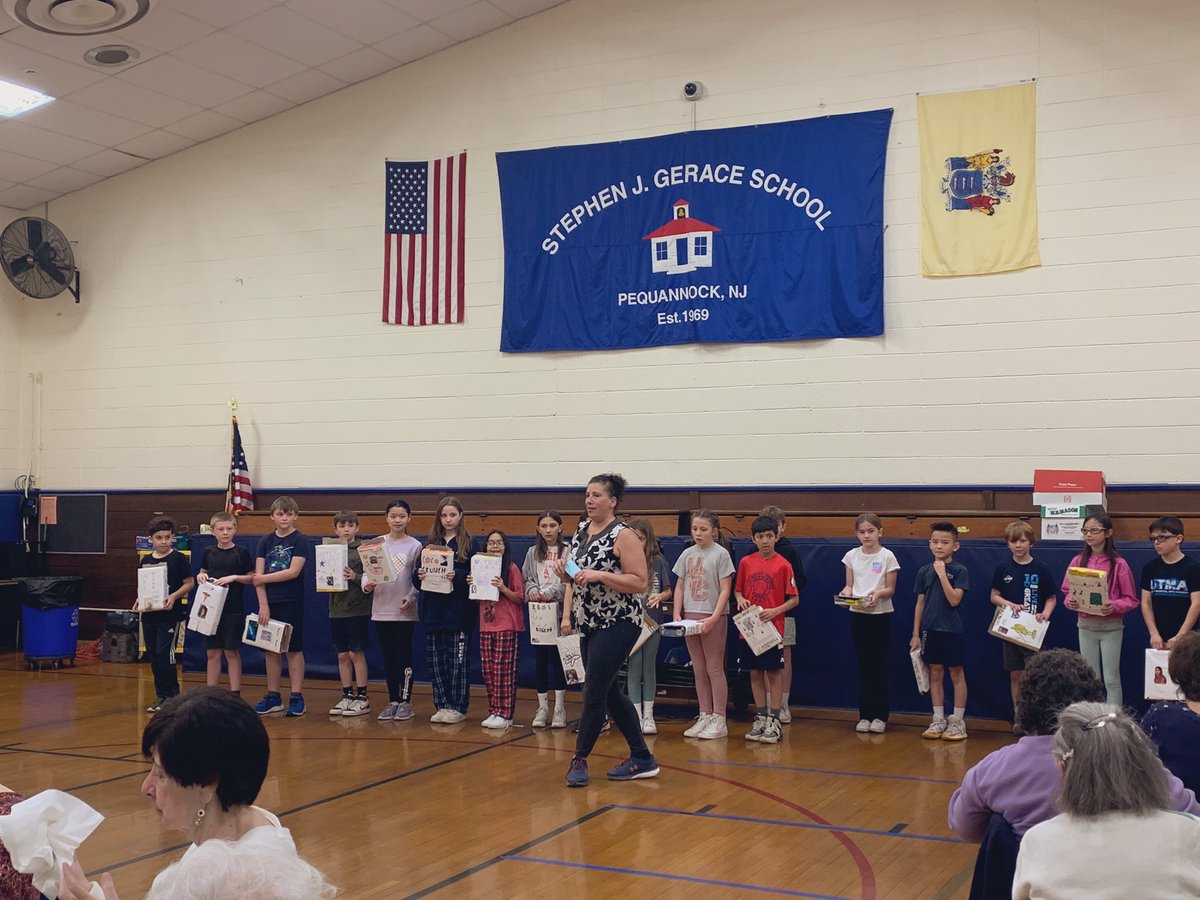 ELLPeqPanthers's tweet photo. Today, @SJGPride hosted a special and heart warming Senior Tea. Our students showcased their knowledge and talents with our guests! Pictured:@JMRentas’s 4th grade class sharing their Women’s History cereal box projects @MrJBermudez #pantherpride https://t.co/GDaLHaxpMI