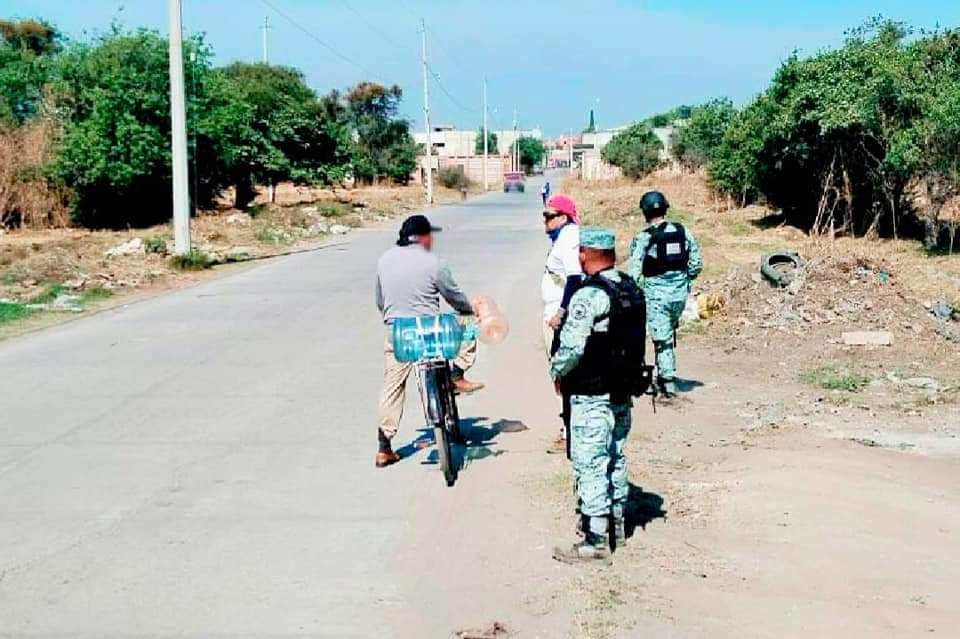 CentroDigitalN's tweet image. Realizan búsqueda de personas desaparecidas en #Huejotzingo
🚨👇🏻🆘
En conjunto con elementos de la @GN_MEXICO_ la Comisión de Búsqueda de Personas de Puebla realizó acciones de búsqueda, localización e identificación de personas en diferentes zonas de Huejotzingo 🆘🚨👇🏻