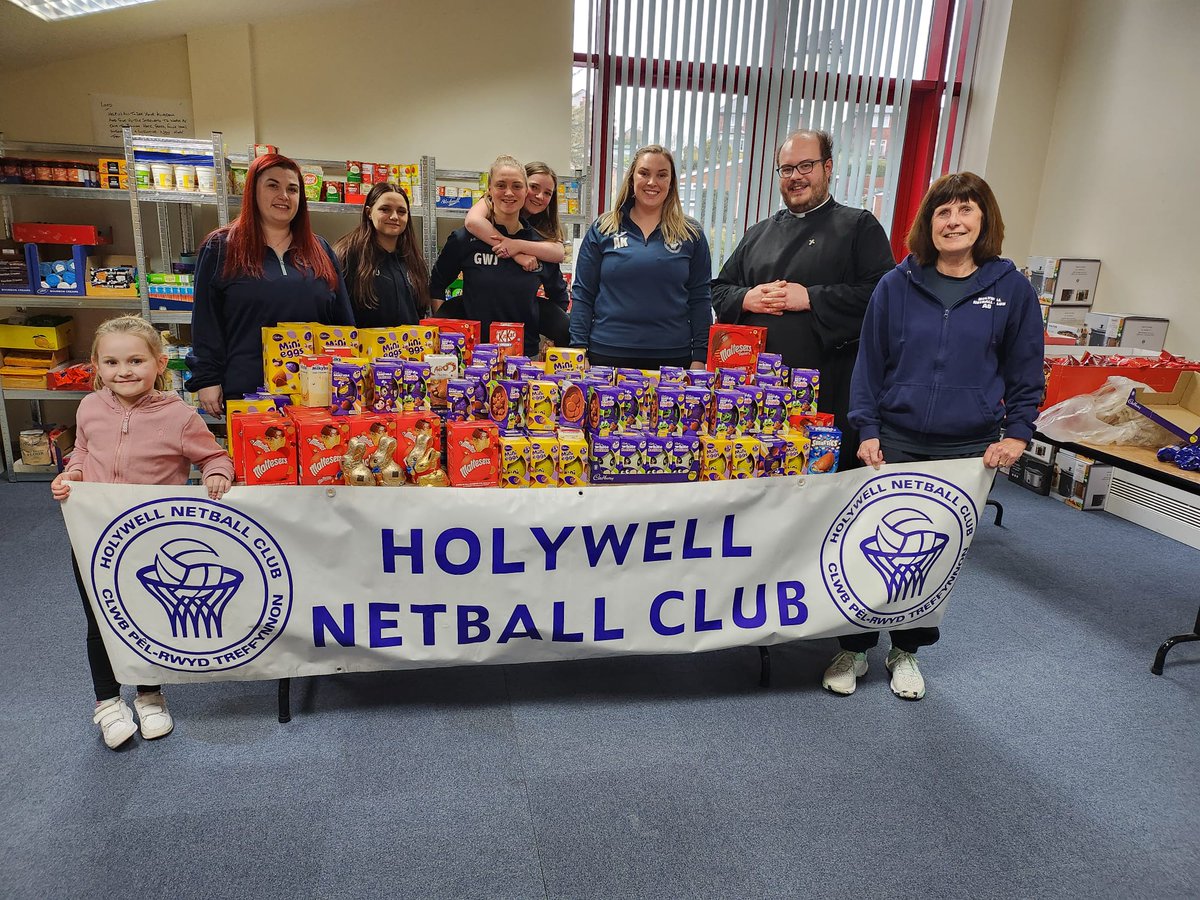 holywell_parish's tweet photo. A massive thank you to Holywell Netball Club who collected so many Easter eggs for the Table this year, making sure that every child in our community will be able to celebrate Easter with chocolate... thank you so much! https://t.co/vzfQDbL6md