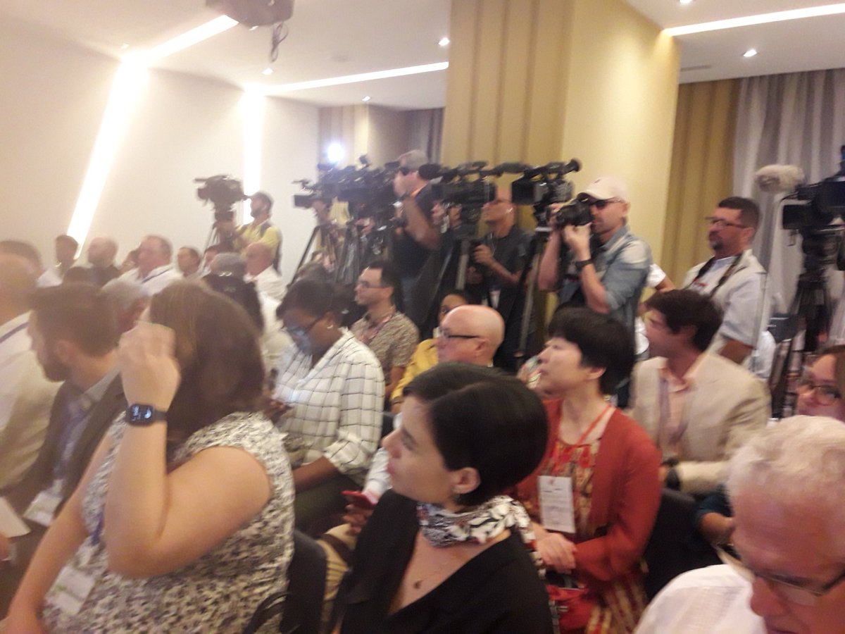 LuisMonteroMus1's tweet photo. Quedó Inaugurada la IV Conferencia Agrícola Cuba- EEUU, presentes Viceministro de la Agricultura Maury Hechavarría Bermúdez, el Presidente del OSDE Agrícola, Director de Asuntos Internacionales y Paul Johnson el representante Focus Cuba- EEUU y otro del Minag, Minrex y el Mincex. https://t.co/pMAyvw9tI3