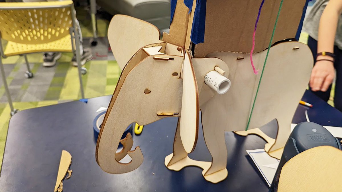 Students from the Weston, MA area joined us a few weeks ago for a taste of #handsonlearning, #EXPLO style! Reserve your spot for tomorrow’s 2PM event at the #WestonLibrary here: westonlibrary.assabetinteractive.com/calendar/explo…
#EXPLOSummer #SummerProgram  <a href="/WestonLibrary/">Weston Library, MA</a>  <a href="/Town_of_Weston/">Town of Weston</a> #Town_of_Weston