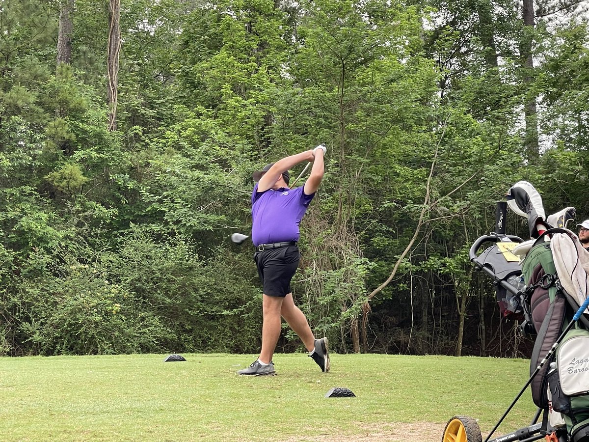 WillisGolfTeam's tweet photo. Day 2 of District 13-6A championship for boys golf! @WillisSchools @Willis_HS_TX @WISDAthletics #gowildkatgolf https://t.co/ctHgH20lv4