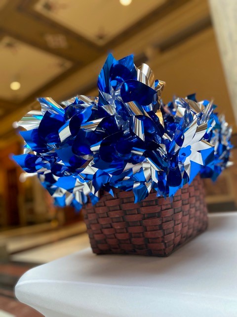 The Child Abuse Prevention Month kickoff at the Statehouse is starting in 30 minutes! Be sure to log on virtually and join us! in.gov/dcs/contact-us…

#CAPM #PCAIN #PreventChildAbuse #Indy