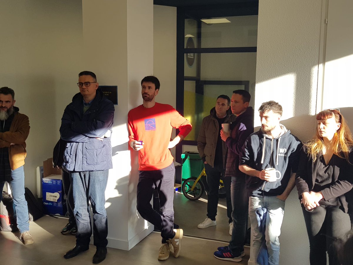 Retour sur le petit dej chez <a href="/We_Forge/">WeForge</a> ce matin avec le témoignage de <a href="/WiseBand/">Wiseband</a> 
Merci pour ce temps d'échange parfait ! 
Même le soleil avait sorti ses rayons pour l'occasion, photos à l'appuie ! 
#event #communauté #partage #tech