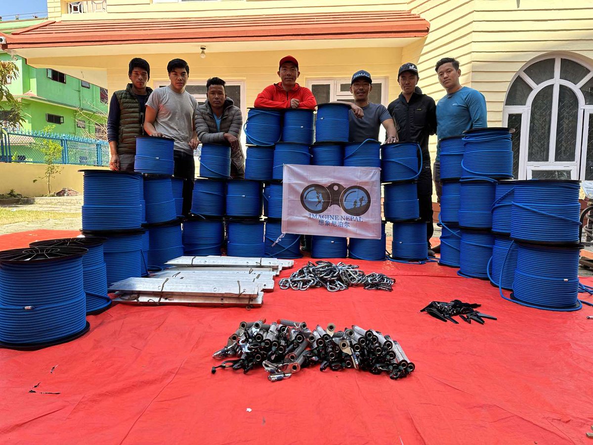 Everest 2023! The route-fixing team is on its way to Everest Base Camp. The team have received all the equipment they need to begin the task of fixing the route up through camp II.