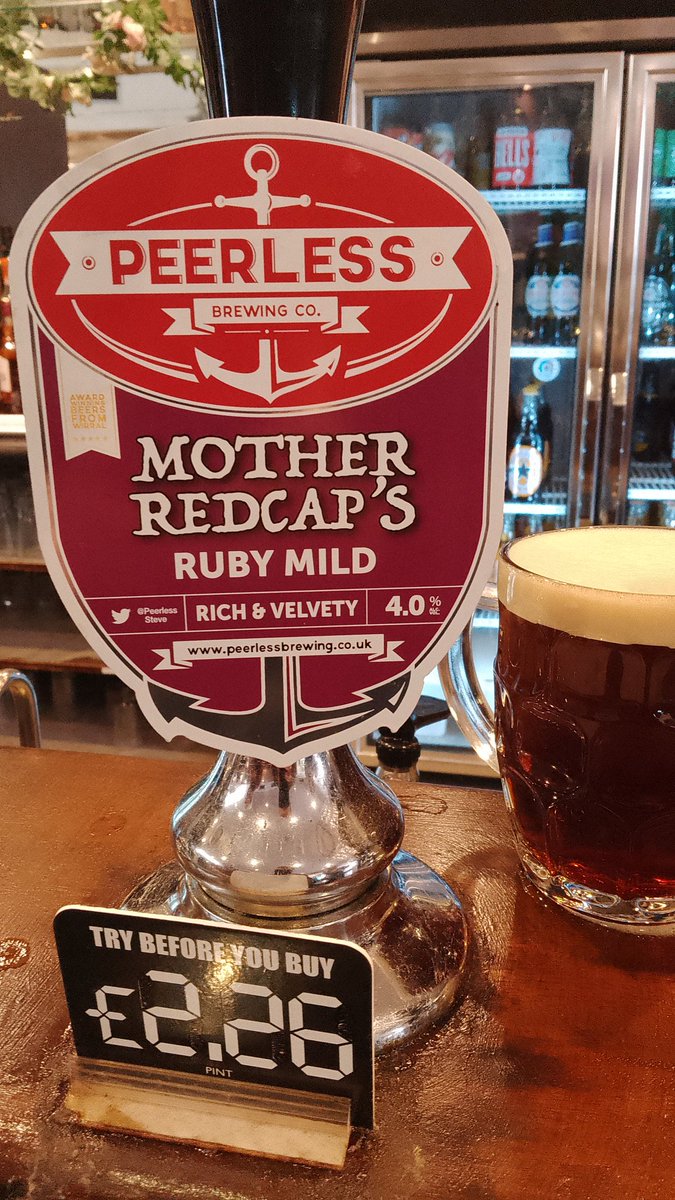 Enjoy a tasty #AprilAle in the Mockbeggar Hall #Moreton 

A mighty fine @PeerlessSteve @PeerlessBrewing Mother Redcap's ruby cask mild 🍻

#PubsMatter #StandUpForCask