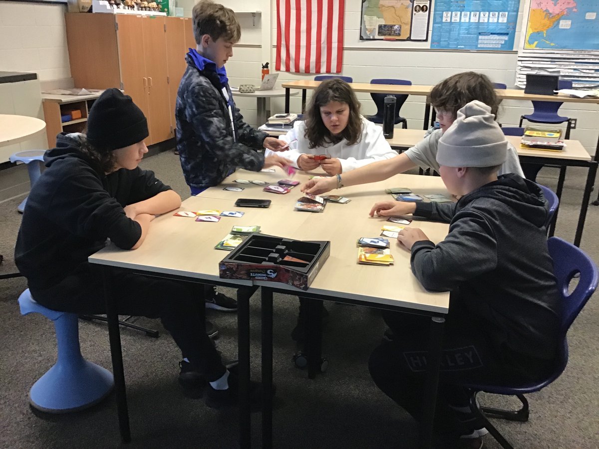 Mrs_Henry_class's tweet photo. Teamwork and collaboration in Design Thinking today with 5 Minute Dungeon by @spinmastergames Communication is key! @BeachMiddle https://t.co/bKUF3ewWnR