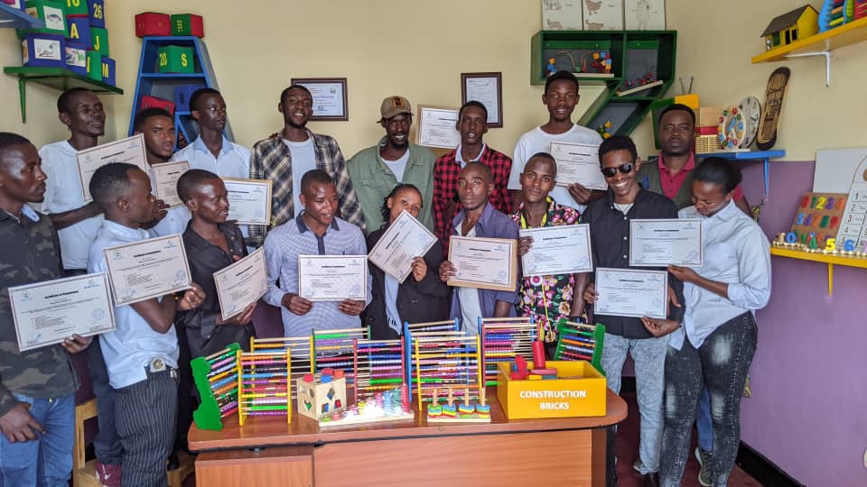 AfricaToys's tweet photo. We humbly thank @RwandaGov and @RTB_Rwanda / SDF for supporting @AfricaToys to provide upgrading skills training to our employees. We couldn't achieve this without your support. Congratulations to all graduates. @Rwanda_Edu @MiniYouthRwanda @RwandaICT #RWoT https://t.co/0FUZWRPZO1