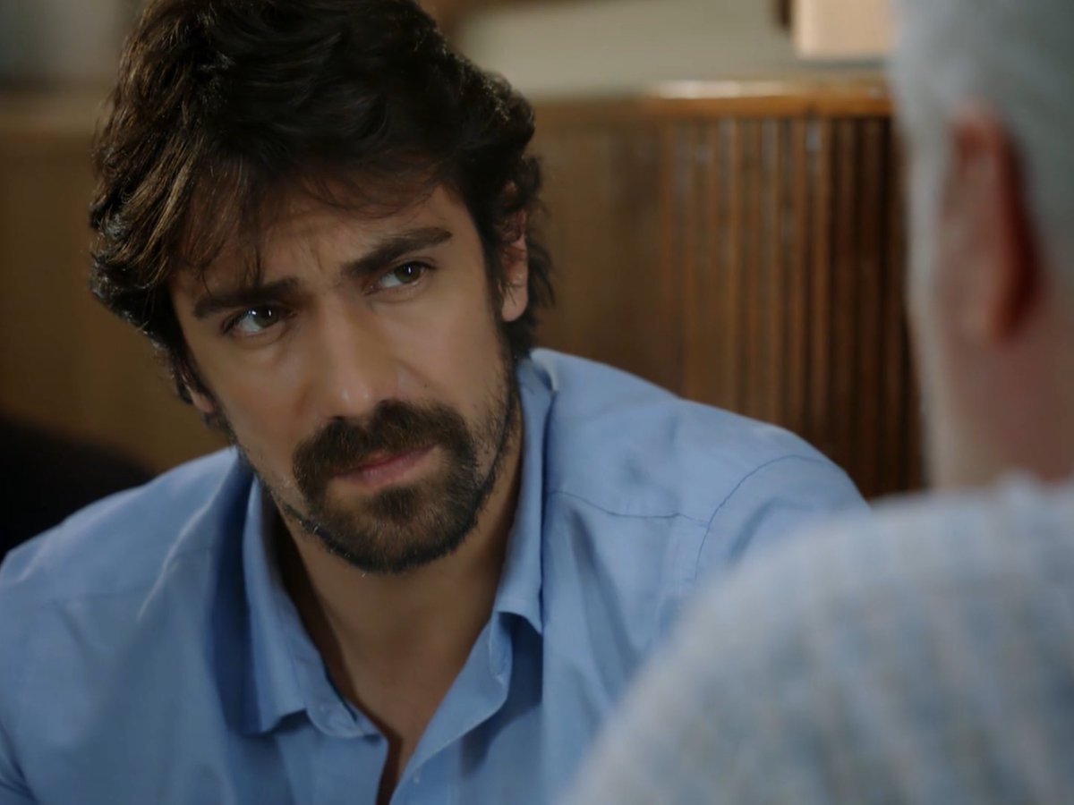 IbrahimCelikolE's tweet photo. La Venganza de Iffet 

#İbrahimÇelikkol #IffetEnDivinity4A #Iffet 

💫 İbrahim Çelikkol           
💫 La Venganza De Iffet  
💫 Cemil Özdemir
⭐️ 1ª Impresiones Iffet  https://t.co/zXU5YhCCZn
⭐️ La traición de Cemil https://t.co/SPsL2qIgTQ
💫 Iffet 

CAPITULO 64 https://t.co/hAoSOx3O2c