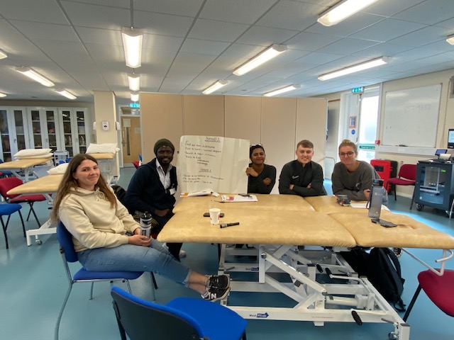 KeeleAHPP's tweet photo. What a fantastic day!  Great conversations around student assessments and the CSP CPAF form.  Thanks to all our wonderful new practice educators for all their support with student placements @thecsp @thecspstudents @FranQuinnthomas @AnneVOBrien https://t.co/6M66CSurjp