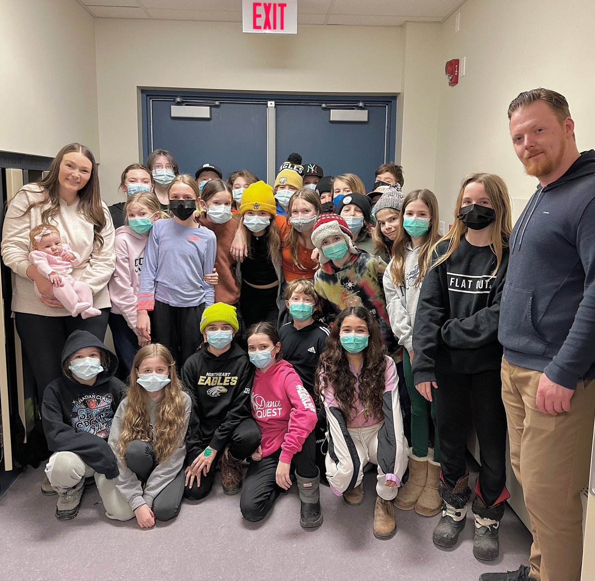 MsSamPower's tweet image. Today was a special day! Lauren went to @SFOAschool and met mama’s grade five class! It was so nice to see everyone!! Thanks for a great visit! 💗