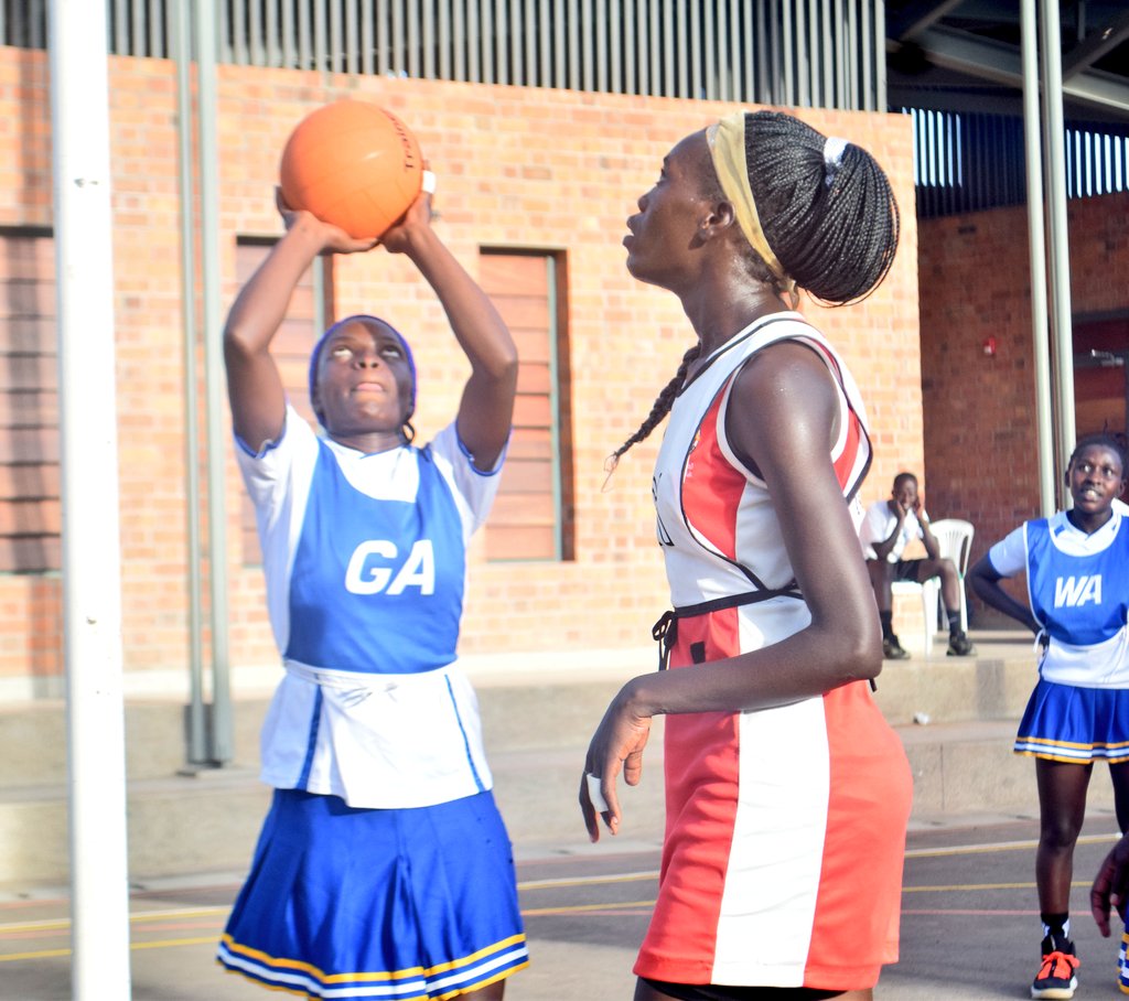 NetballUpdates1's tweet photo. #MatchDay | #TuesdayAction #Game4
FT'
Busia Greater Lions vs Africa Renewal University
Q1: 09-13
Q2: 22-27
Q3: 33-43
Q4: 43-54
Africa Renewal register their 3rd win of the season!
#UNSL | #Shecranes256 | #UNF256
@NBSportUg @shecranes256 @VBugerere https://t.co/286fM4FePW