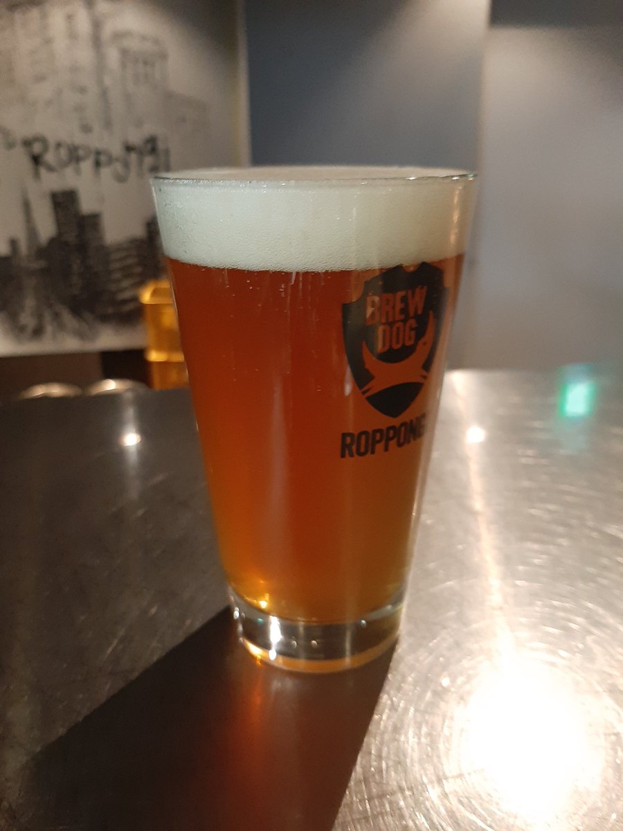 bluenote3104's tweet photo. Primal Craft × Kaigan the Primal IPA
(6.5%)
初手シトラスからのモルティな甘さ香ばしさとマーマレードを思わせる豊かな柑橘中果皮のバランスが素晴らしい。
所謂ガシガシ系ではないけど、しみじみと美味しい。イングリッシュとUSAのいいとこ取りみたいで好きです。
#primalcraft
#アキラ酒 https://t.co/6JvX9GN8Nz
