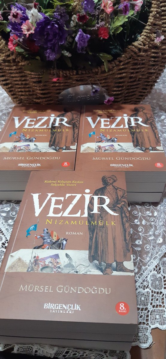 aybikesinan's tweet image. #MürselGündogdu
#Hakan
#Vezir
#ImamMaturidi
#Farabi
#ImamiAzam

Mavera'ün Nehir Yazarı Mürsel Gündogdu kadim kültürümüzü ve irfanımızın  yıldız isimlerini yazmaya devam ediyor.
Bu eserleri herkes okumalı, okutmalı. 
Tebrikler @MrslGndgdu