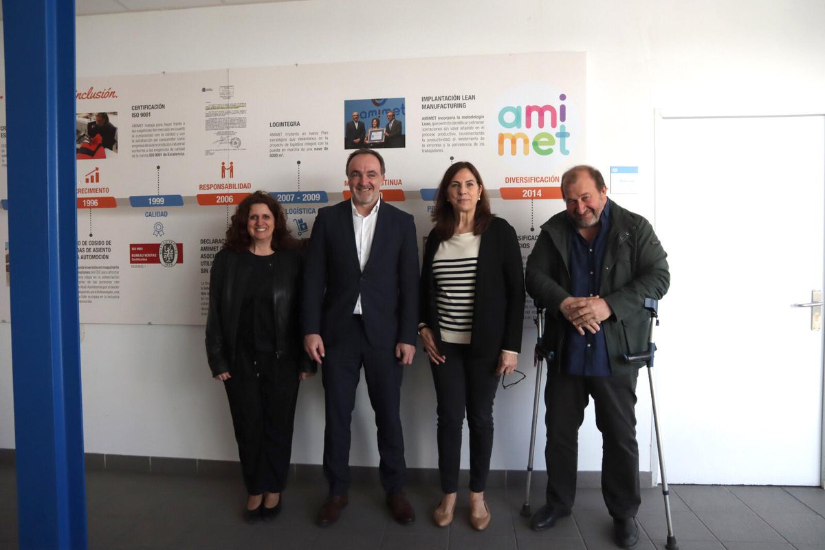 JavierJesparza's tweet photo. Interesantísima visita hoy al Centro Especial de Empleo de Tudela @AsocAMIMET. Gracias por la acogida y por todo vuestro trabajo para las personas con discapacidad de la Ribera. Me comprometo como Presidente a mejorar las inversiones para estos centros, tal y como nos habéis demandado.
