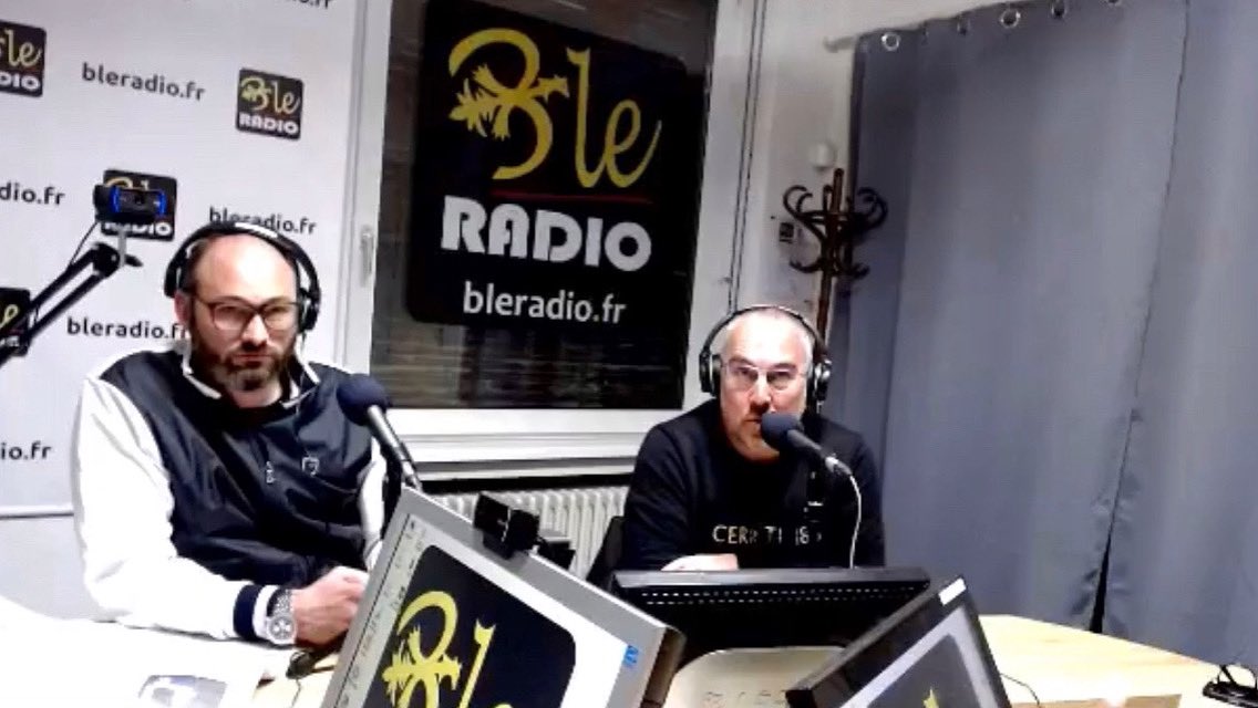 CoachBA57's tweet photo. 0️⃣3️⃣0️⃣4️⃣2️⃣3️⃣ Participation à l’émission « Lorraine Foot » avec Damien PANEL, Président #APMMetzFC sur @BLERadio 🎙️💻 #ProjetClub #Actualité #FootAmateur 🟡⚫️ https://t.co/8va6ScpjFr