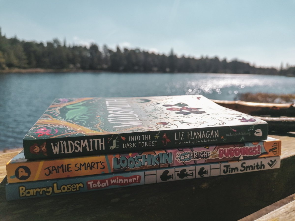 New books from #TheAccidentalBookshop @ForumBooks and a picnic at @NTcragside... what school holidays were made for... 🌞📚🥰.

@lizziebooks @Joetoddstanton
@jamiesmart @BarryLoser