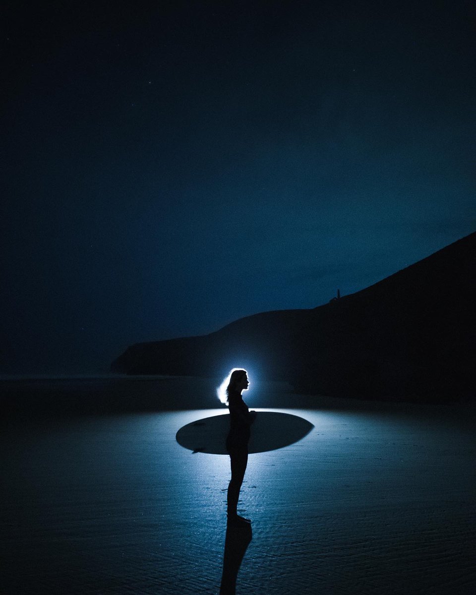 ElliotJSimpson's tweet photo. Why are silhouettes so fun to shoot? https://t.co/gEaZzc7vgd