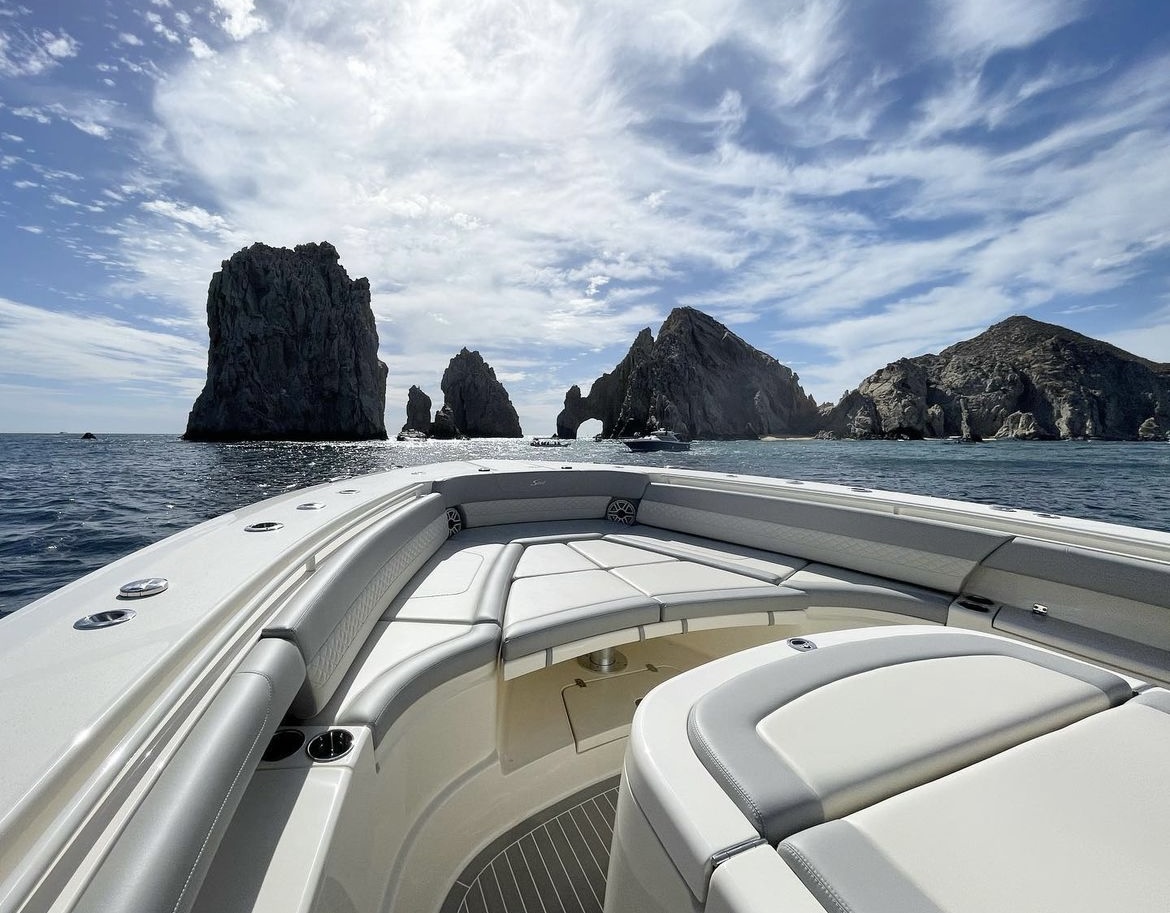 ScoutBoatsInc's tweet photo. What happens in Mexico, stays in Mexico (Unless you tag us)! 😉
Congrats on your new 425 LXF @maxmarinemex!
-
#teamscoutboats #scoutboats #centerconsolesonly #dualconsoles #fishing #boating https://t.co/iBeXlkVX9I