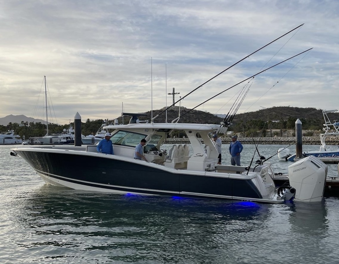 ScoutBoatsInc's tweet photo. What happens in Mexico, stays in Mexico (Unless you tag us)! 😉
Congrats on your new 425 LXF @maxmarinemex!
-
#teamscoutboats #scoutboats #centerconsolesonly #dualconsoles #fishing #boating https://t.co/iBeXlkVX9I