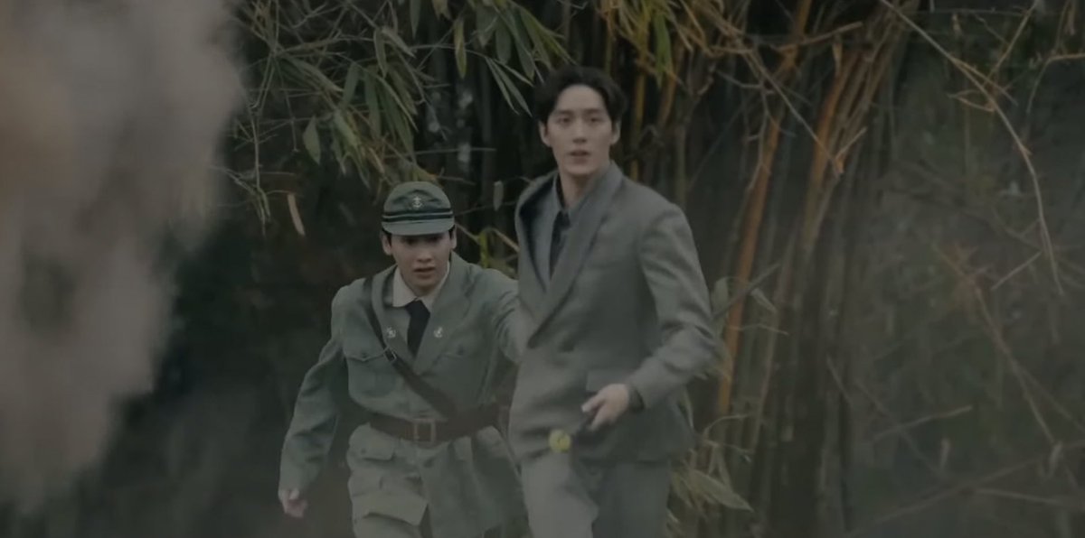 This show was very confusing but one thing i’m sure about: 

domekhatha gay in every universe 🏳️‍🌈

#MidnightMuseumFinalEP