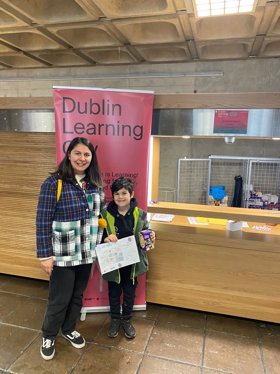 AccessTCD's tweet photo. A great day at our #TAPTrails Easter Egg hunt as part of #DLCFESTIVAL2023! 🐰

Families and students arrived and did a scavenger hunt around @tcddublin and were awarded some delicious prizes! 🍫

We can't wait for more events tomorrow @DubLearningCity! 😀

#TAP30 #TAPLovesDLC https://t.co/kYZhK69Wvb