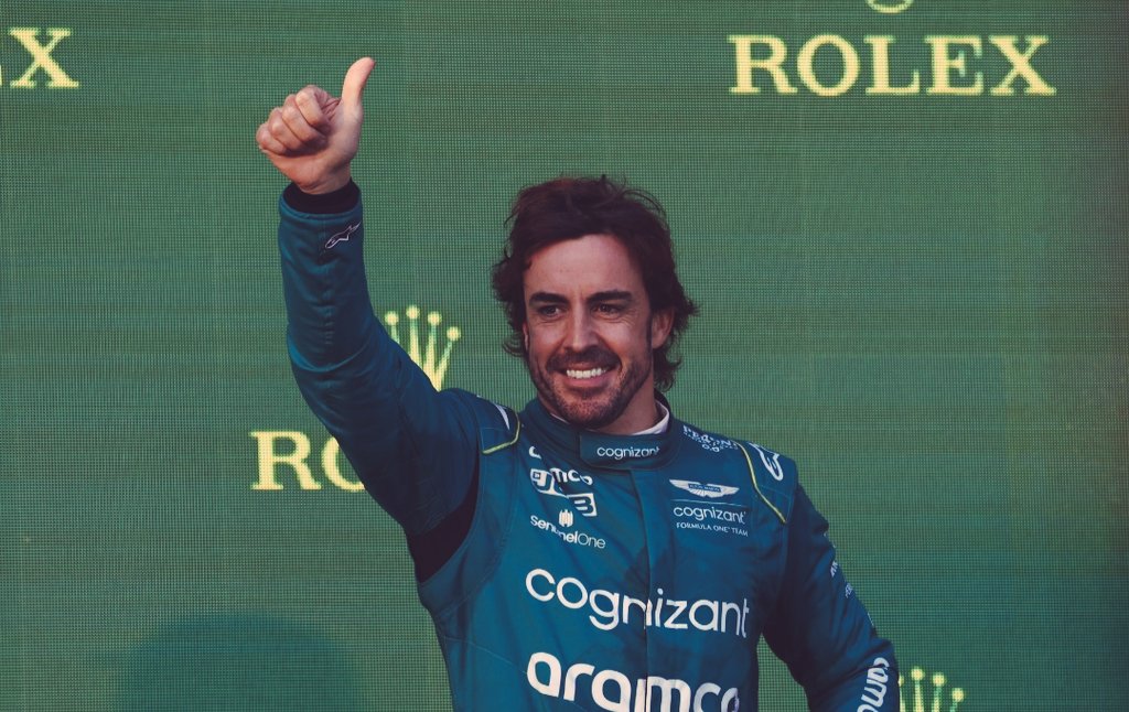 alomgc14's tweet photo. Lo que dice el medio británico Autosport sobre Alonso:

“Su conocimiento de carrera sigue siendo incomparable. Es genial ver que es tan rápido y astuto como siempre. La F1 es mejor con él y su predilección por la estrategia es algo que los pilotos más jóvenes deberían aprender”. https://t.co/f01jaiXRrr