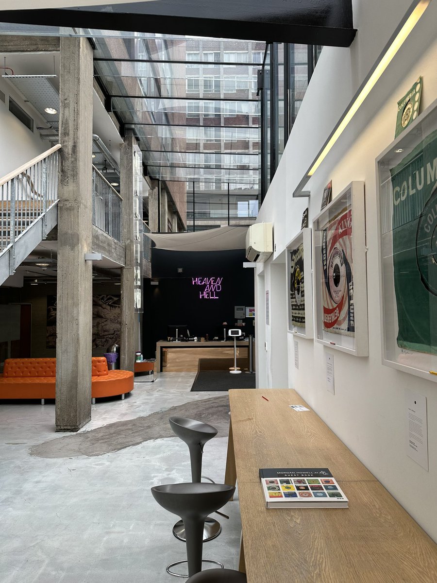 SuperSizeArt's tweet photo. I shall be back at my #SohoRocks show this coming Thursday. A few lovely folk coming along in the afternoon. Space for a couple more so please DM @DominicJMohan if you’d like to take a spin. #WilliamBlakeHouse 8 Marshall St. Soho, London https://t.co/wwvnYDcJrr