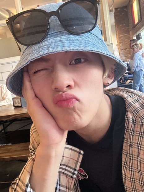 thinkoftan's tweet image. hes  so  loml