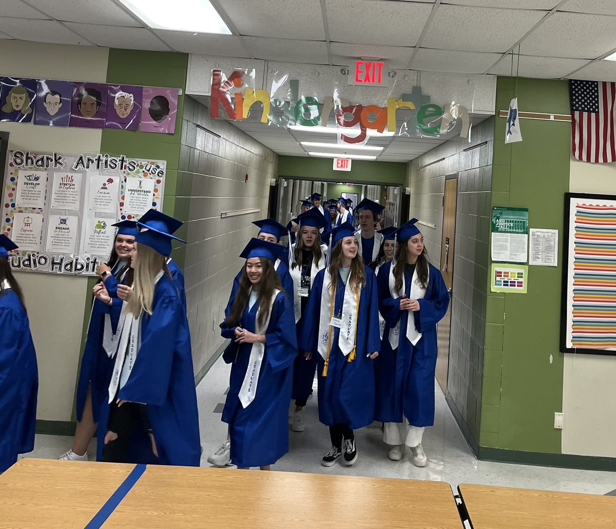 Lillian Schumacher Elementary 🦈 tweet media