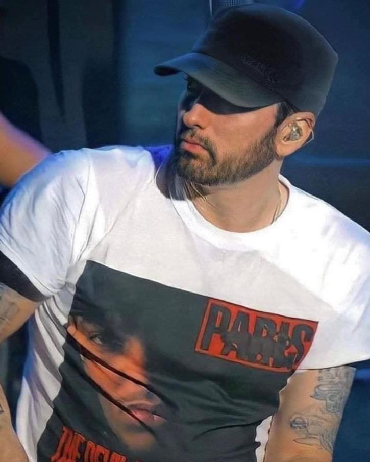 EminemHubTikTok's tweet photo. Rappers with the Most YouTube views in March 📈

423m - Eminem
217m - Drake
175m - NBA Youngboy
163m - Future
163m - Doja Cat
151m - Lil Baby
148m - 50 Cent
132m - Tupac
129m - Nicki Minaj
127m - Juice WRLD
114m - Wiz Khalifa
114m - Kendrick Lamar
106m - Lil Wayne
105m - J. Cole
105m - Kanye West